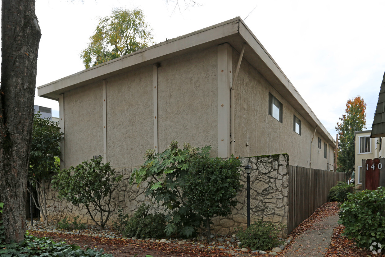 Foto del edificio - Capitol Court Apartments