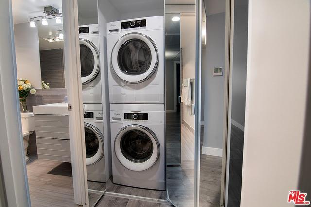 Foto del edificio - 2700 Cahuenga Blvd E