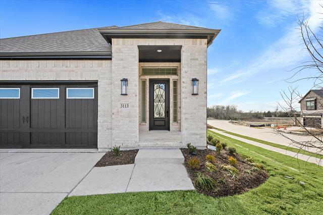 Foto del edificio - 3113 Summer Rain Ln