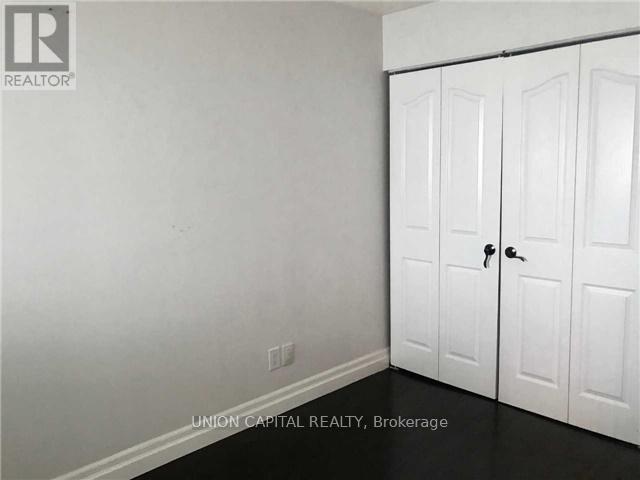 Building Photo - 650-650 Queens Quay W