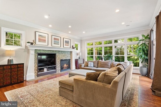 Foto del edificio - 4421 Lowell St NW
