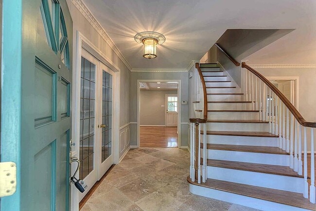 Foto del edificio - 14627 Carolcrest Dr