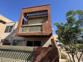 Building Photo - 3600 Hayden Rd