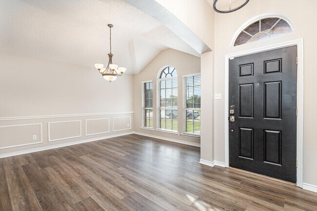 Foto del edificio - 1817 Eastfork Ln