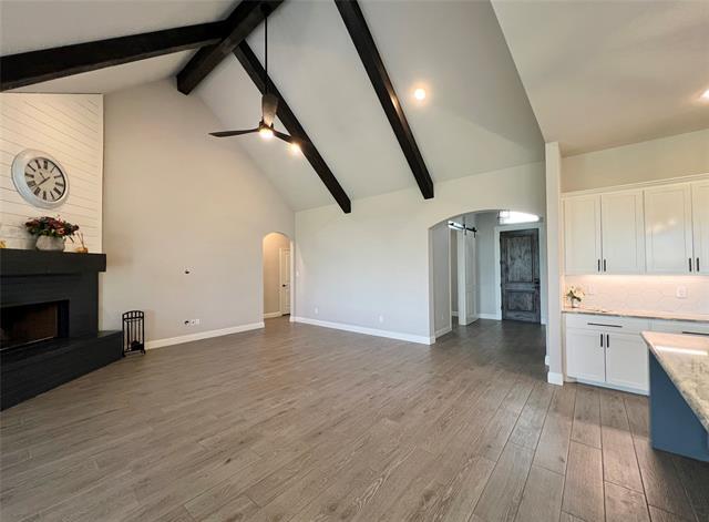 Foto del edificio - 252 Harvard Ln