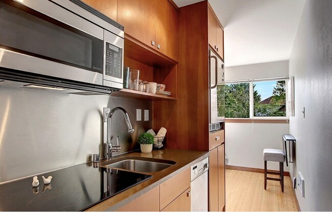 Foto del edificio - 3151 Alki Ave SW