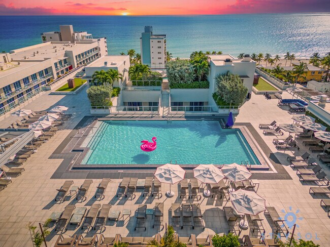 Foto del edificio - 777 N Ocean Dr
