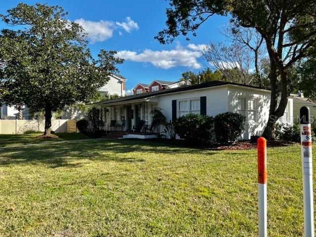 Building Photo - 1002 E Marks St