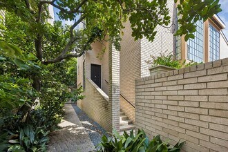Building Photo - 1605 Potomac Dr