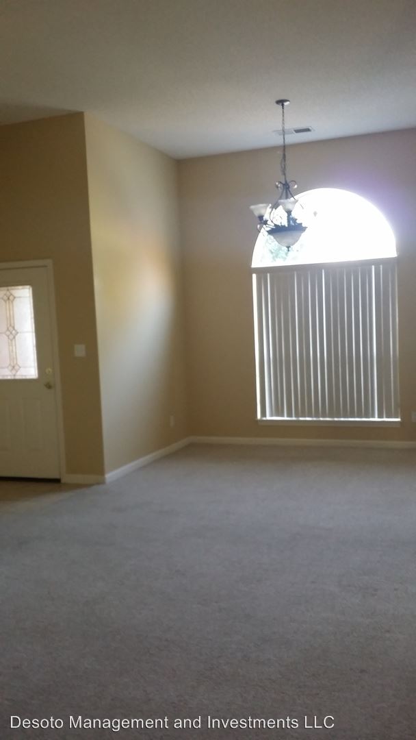 Foto del edificio - 2447 Mason Dr