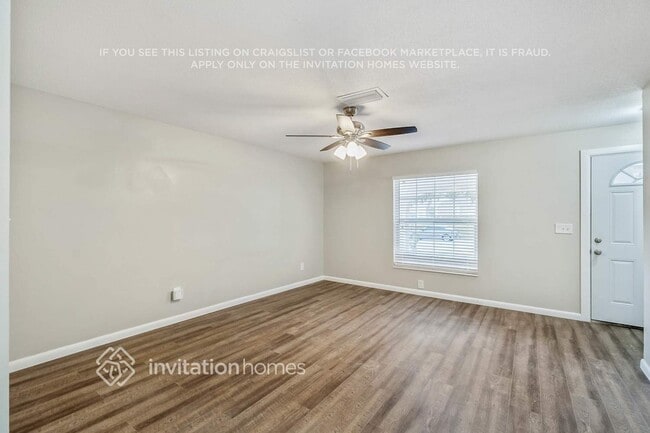 Foto del edificio - 5695 Deerfield Rd