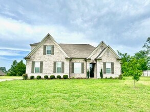 Building Photo - 4422 Shinault Ln