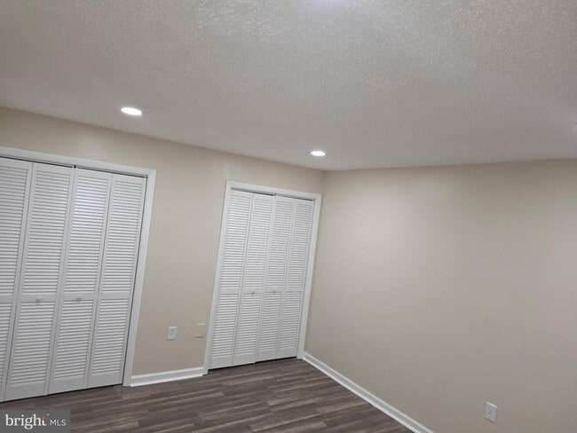 Building Photo - 3805 Swann Rd