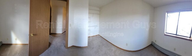 Building Photo - 430 1st Ave NE