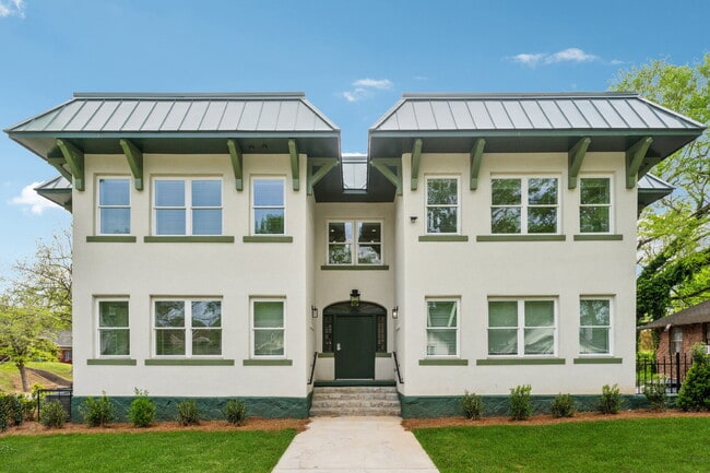 Building Photo - Freshly renovated 1 bedroom 1 bath.