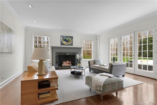 Foto del edificio - 52 Charcoal Hill Rd