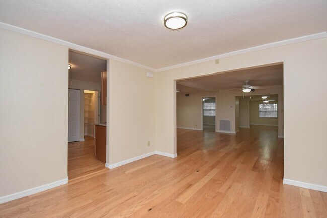 Foto del edificio - 710 NW 54th Terrace