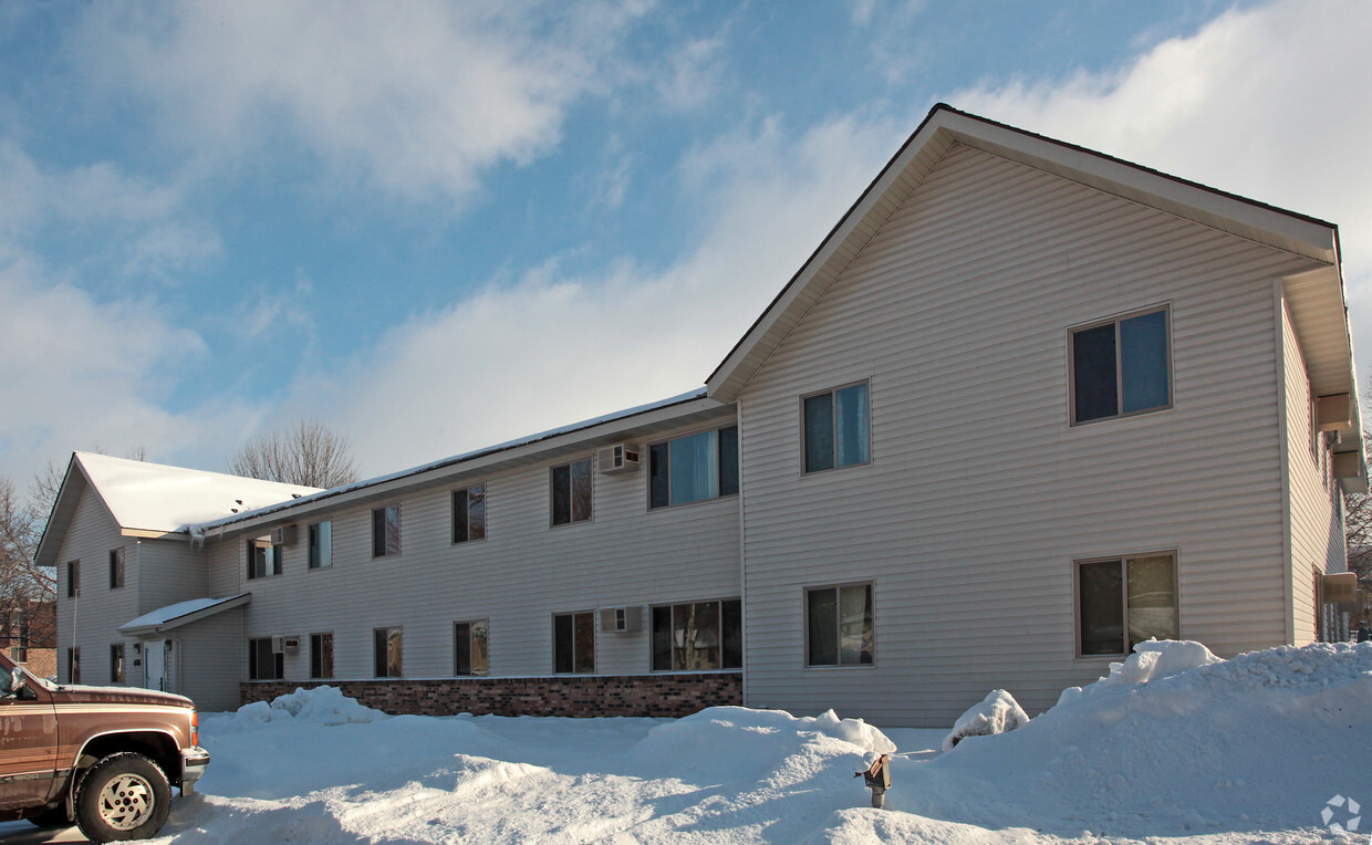 Building Photo - Hanson Apartments