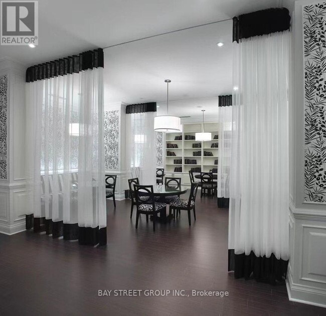 Building Photo - 25 Greenview Ave