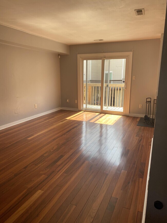 Foto del edificio - 1515 E Ocean View Ave
