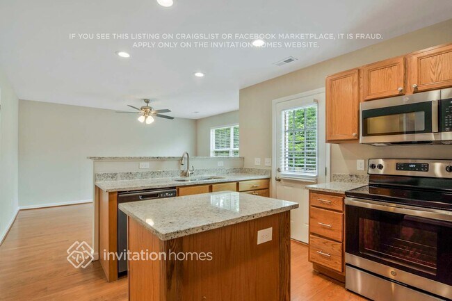 Foto del edificio - 107 Knightwood Dr
