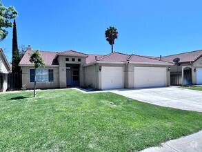 Building Photo - 654 Winery Ct