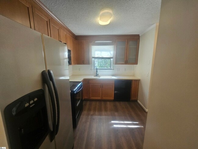 Building Photo - 103 Sunningdale Ct