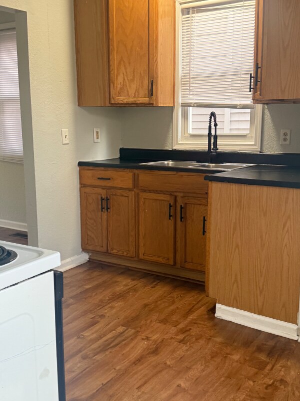 Foto del edificio - 1625 Sherman Blvd