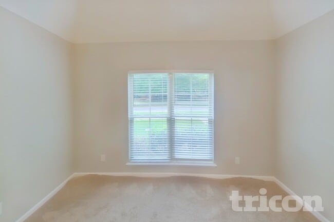 Building Photo - 2151 Cason Ln