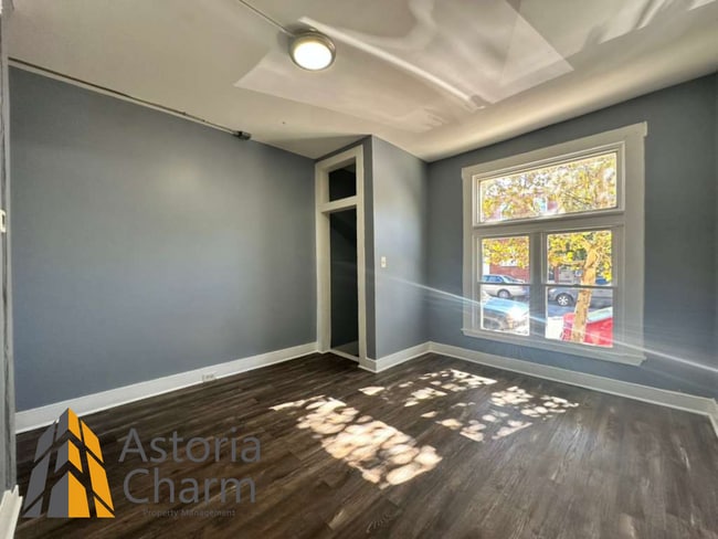 Foto del edificio - Move In Ready 2 Bedroom Home with Fresh Up...
