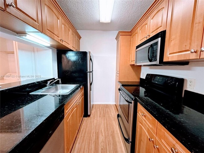 Foto del edificio - 4521 W McNab Rd