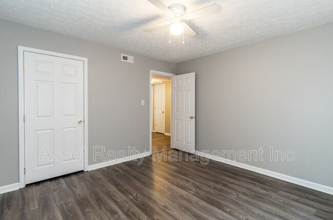 Foto del edificio - 4801 Cannon Ridge Dr
