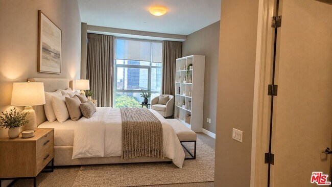 Foto del edificio - 3223 W 6th St