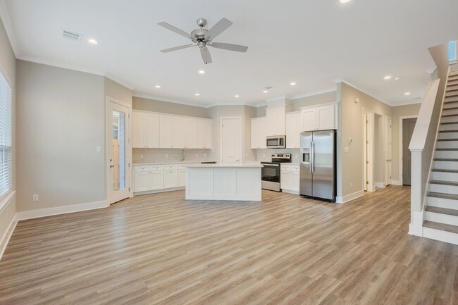 Foto del edificio - 212 Tee Dr