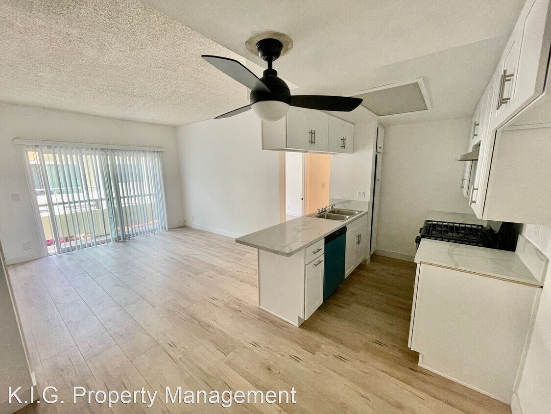 Primary Photo - 2 br, 2 bath Apartment - 3925 Riverton Ave...