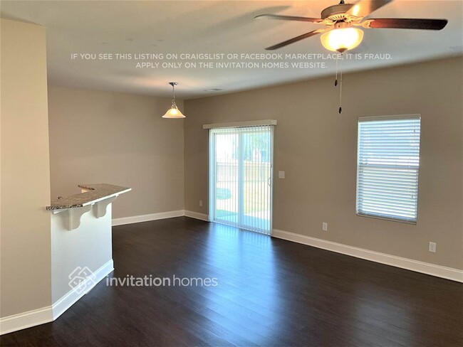 Foto del edificio - 5381 Roberta Crossing Dr