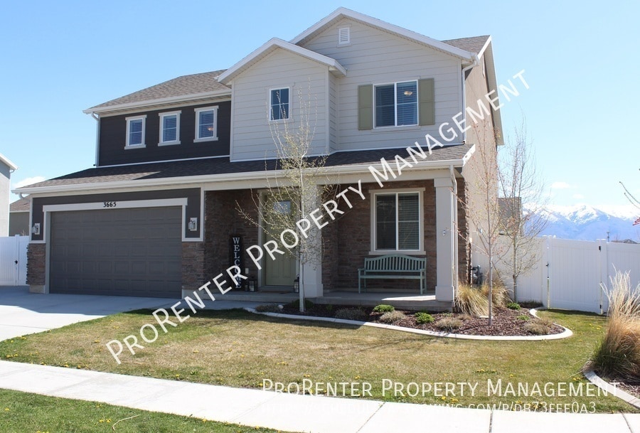 Primary Photo - Great Layout! 4 Bed, 3 Bath Syracuse Home