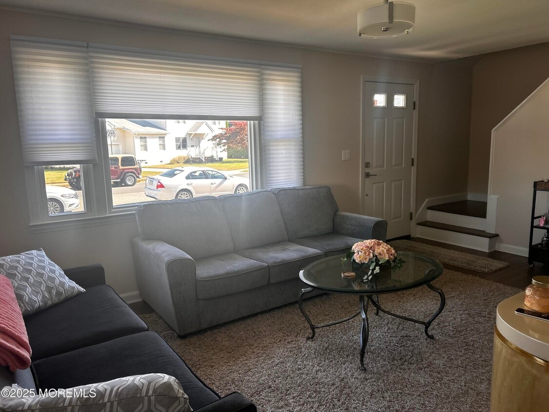 Building Photo - 314 Park Terrace