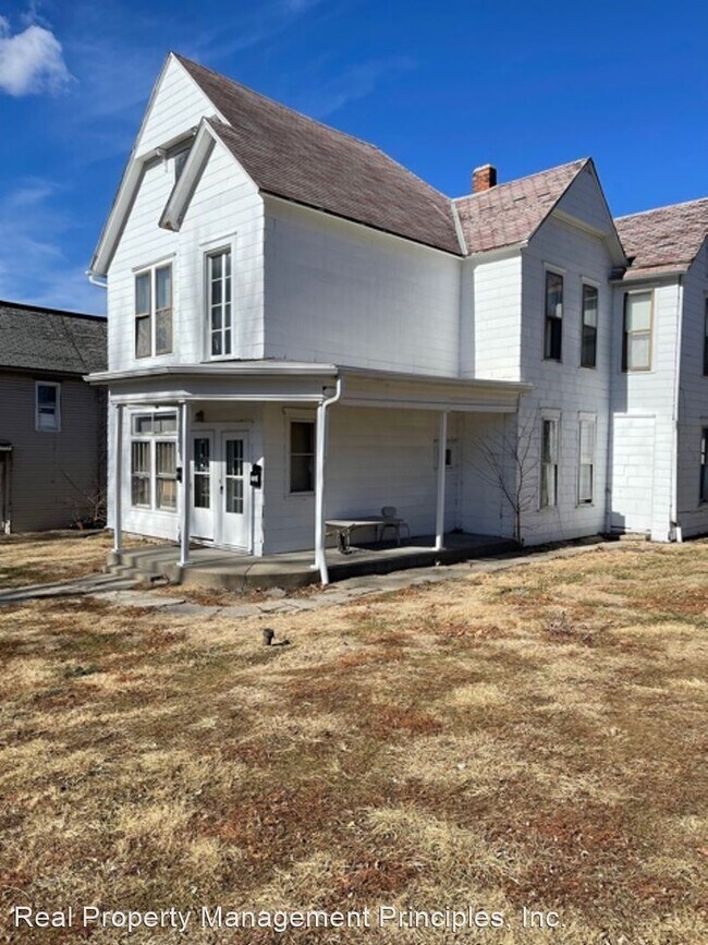 Building Photo - 2 br, 1 bath House - 2703 1/2 Olive St