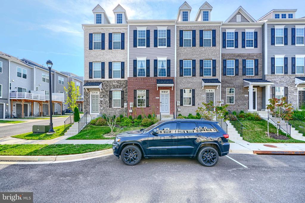 Foto principal - 2718 Lanham Hill Cir