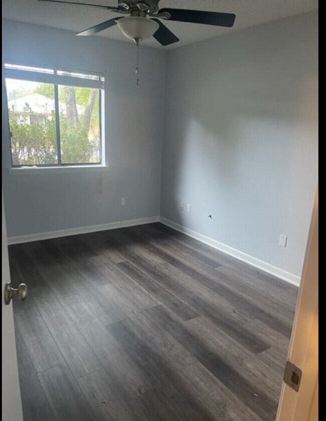 Building Photo - 2908 Alpine Pl