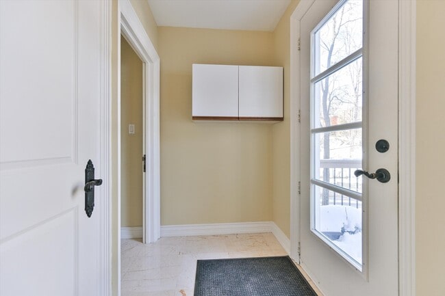 Photo du bâtiment - 50 Old Yonge St