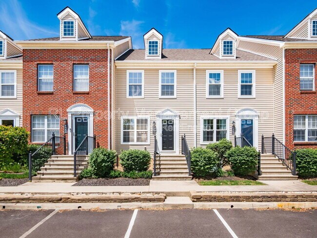 Foto del edificio - 6466 Ash Rock Cir