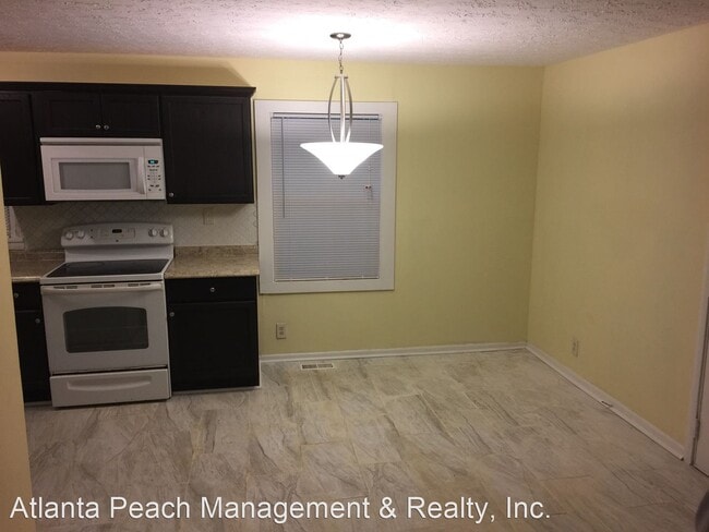 Building Photo - 3 br, 1 bath House - 2338 Baywood Dr SE
