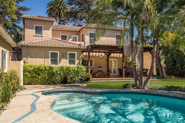 Foto del edificio - 5 br, 4.5 bath House - 1709 Buckingham Road