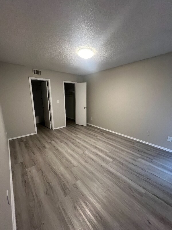 Foto del edificio - 4420 Saturn Rd