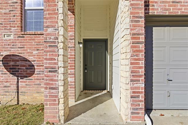 Foto del edificio - 609 E McGee St