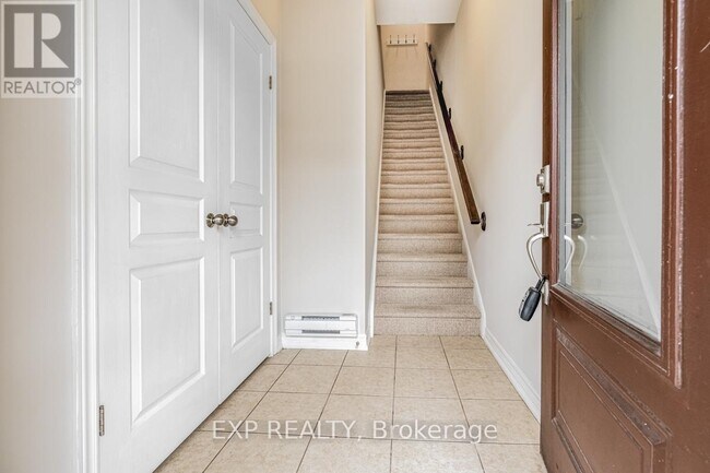 Photo du bâtiment - 4129 Palermo Common