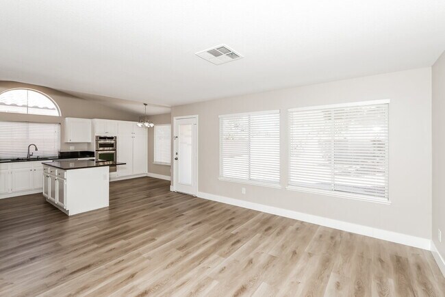 Foto del edificio - 9128 Dove River Rd