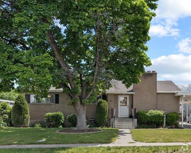 Building Photo - 140 N 700 E